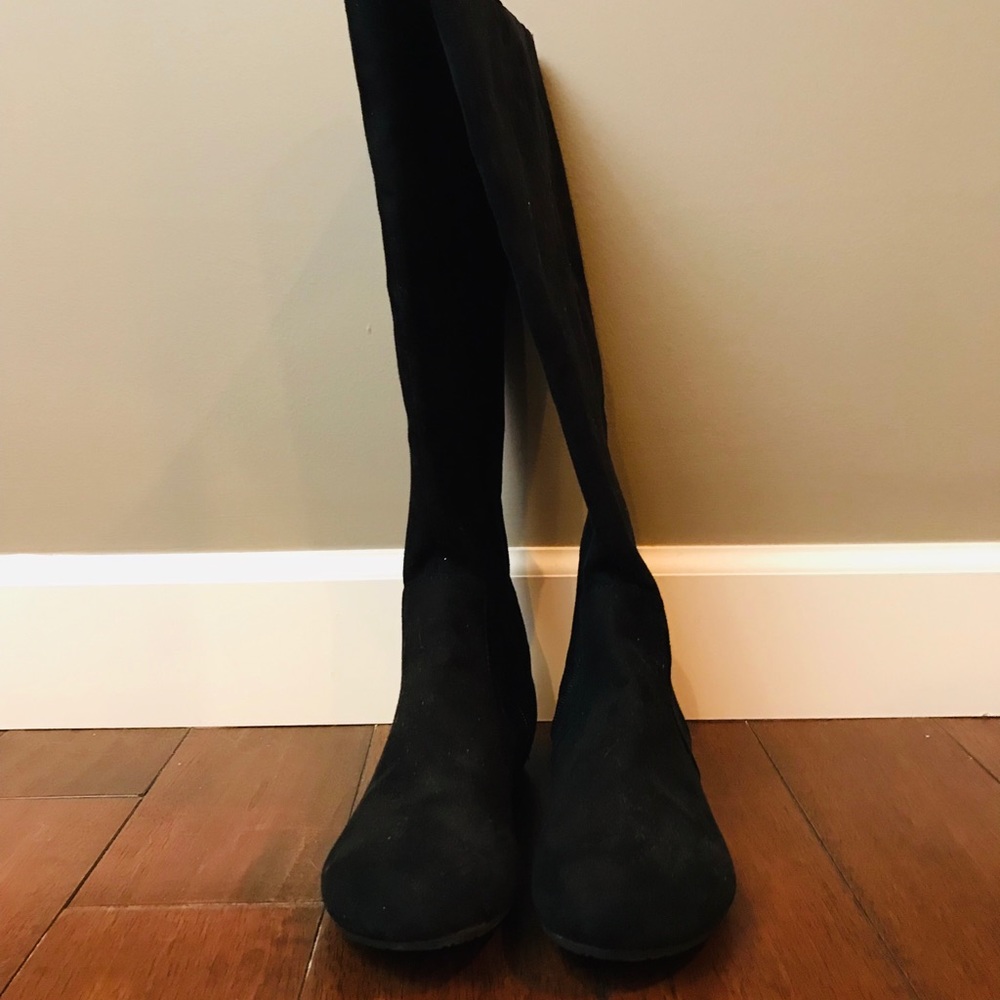 suede black boots